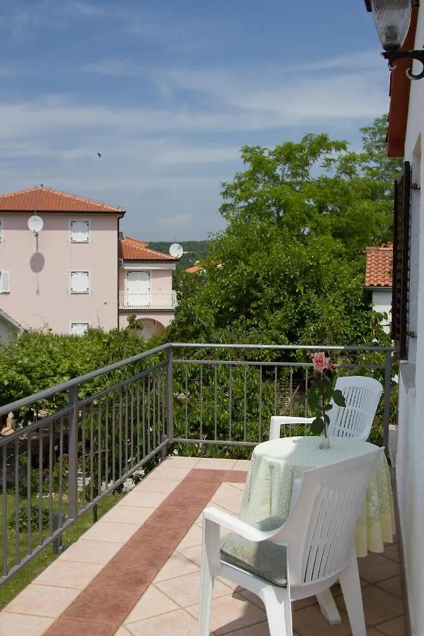 Apartment La Roza Funtana 0*,